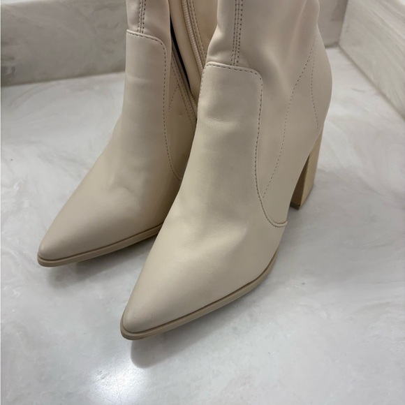 Steve Madden Touchdown Boots - Picture 2 of 4